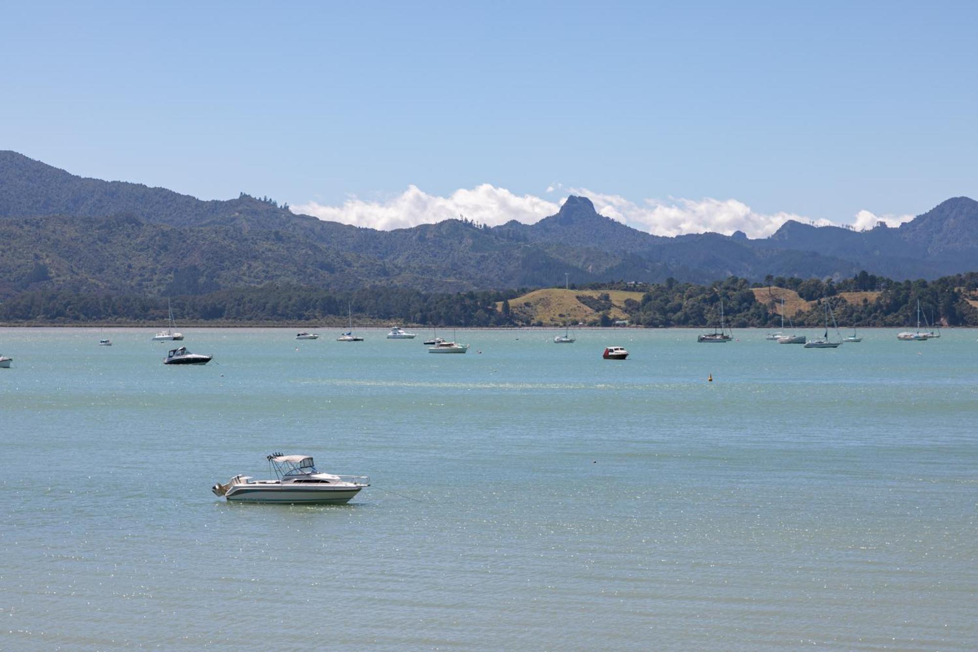 Coromandel Apartments Bagian luar foto