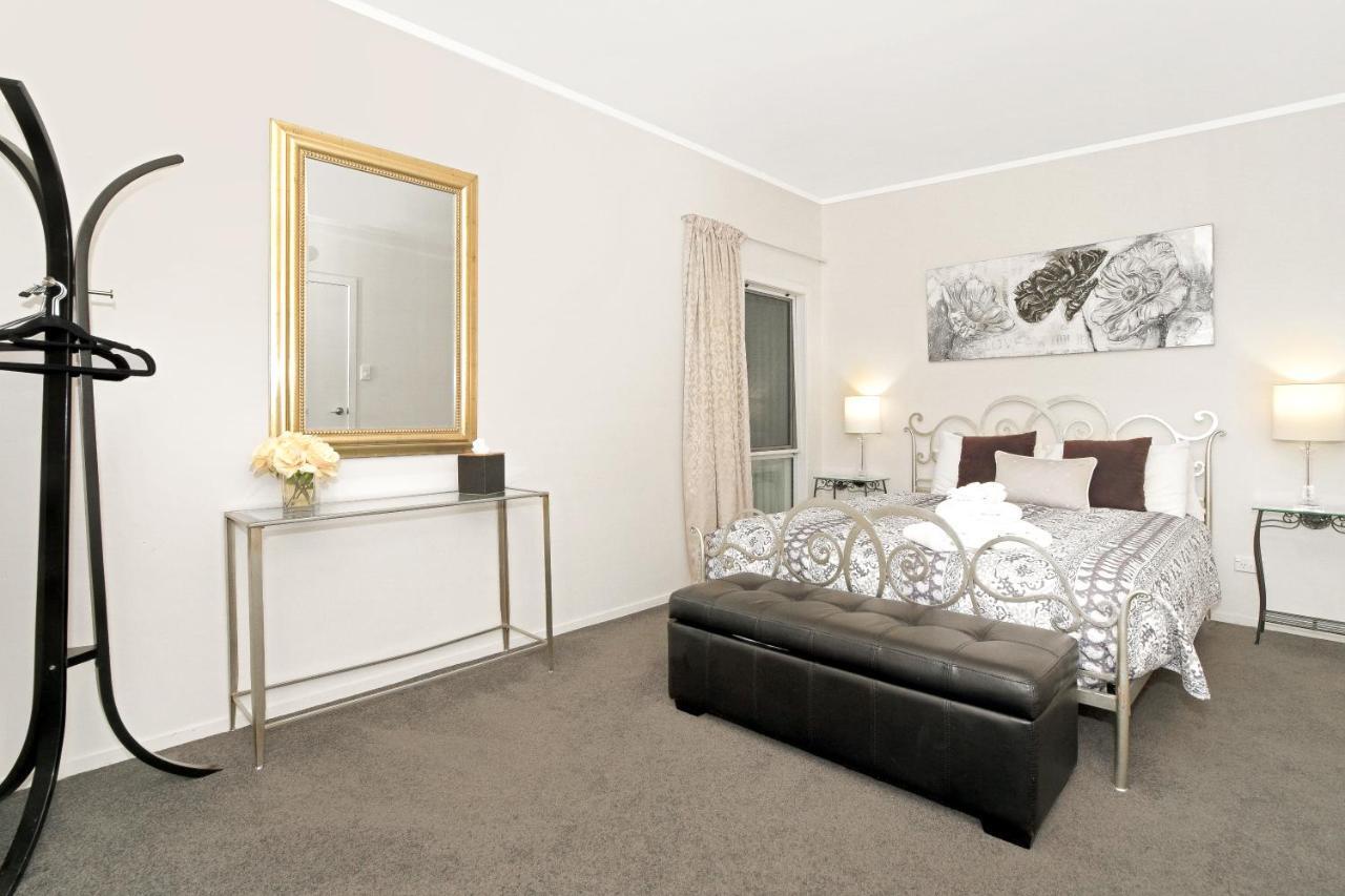 Coromandel Apartments Bagian luar foto